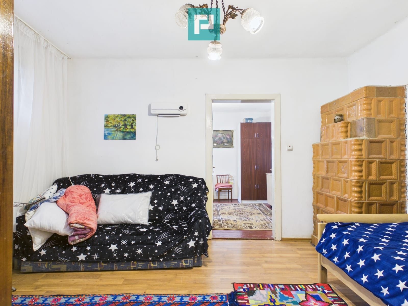 c3f5e02479064571950318d82b4c3cc2 Casă individuală cu 4 camere, zona Centrală