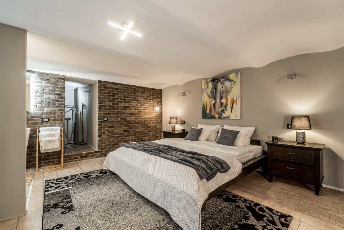 Ultracentral Arad | 90 mp | mobilat complet | 2 băi