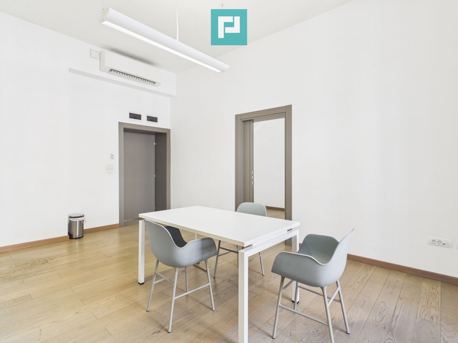 Spațiu de birouri cu 2 camere | Zonă Centrală