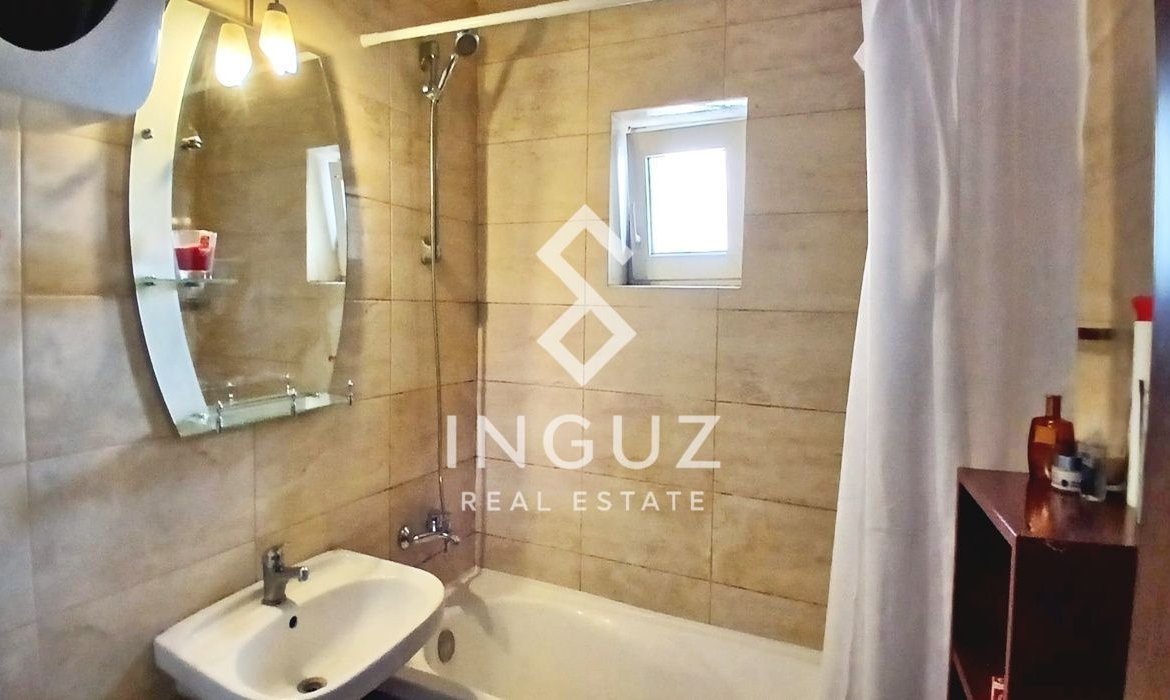 Apartament 3 camere de închiriat – Piața Victoriei