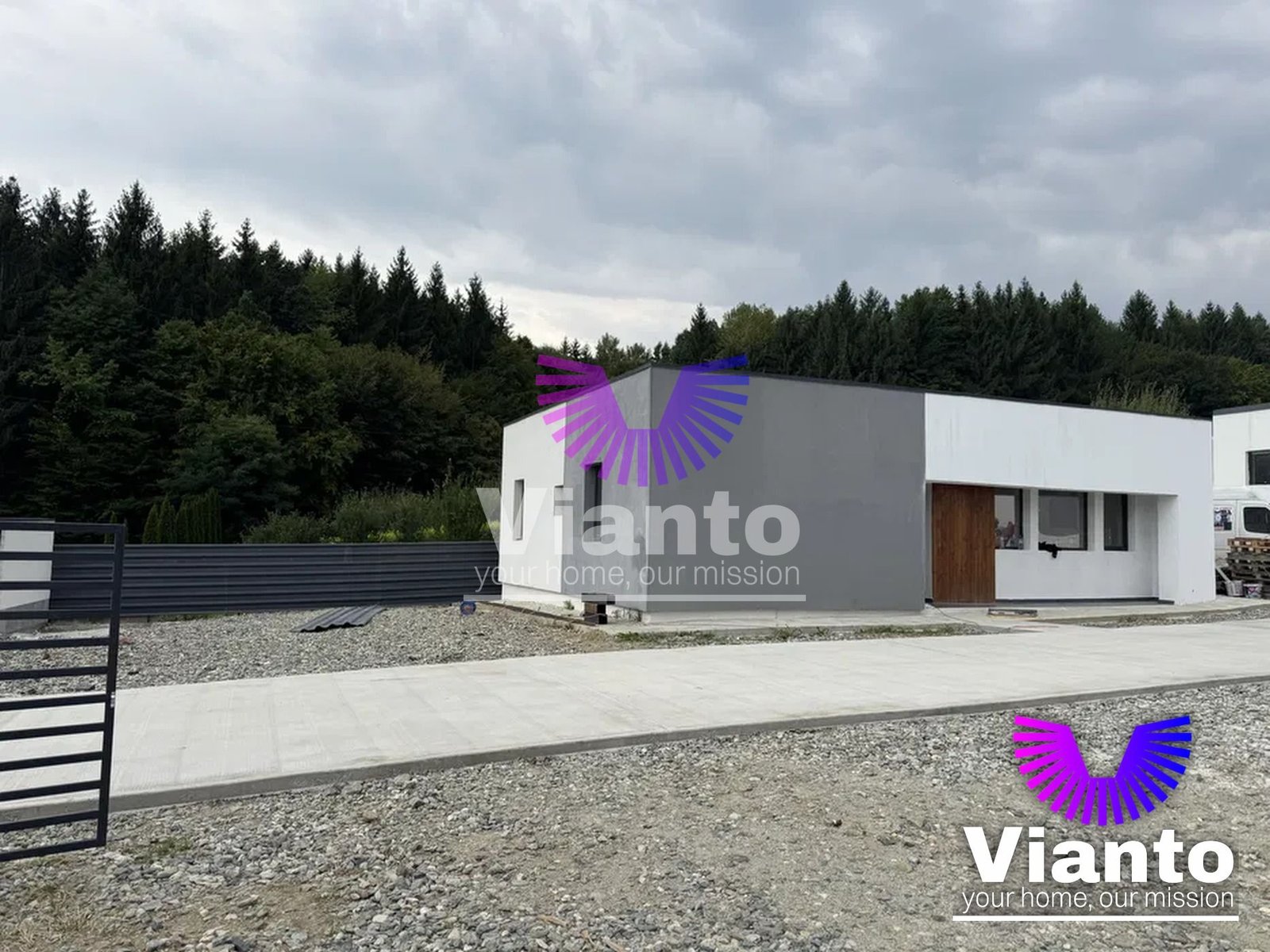 Casa individuala de închiriat Tocile