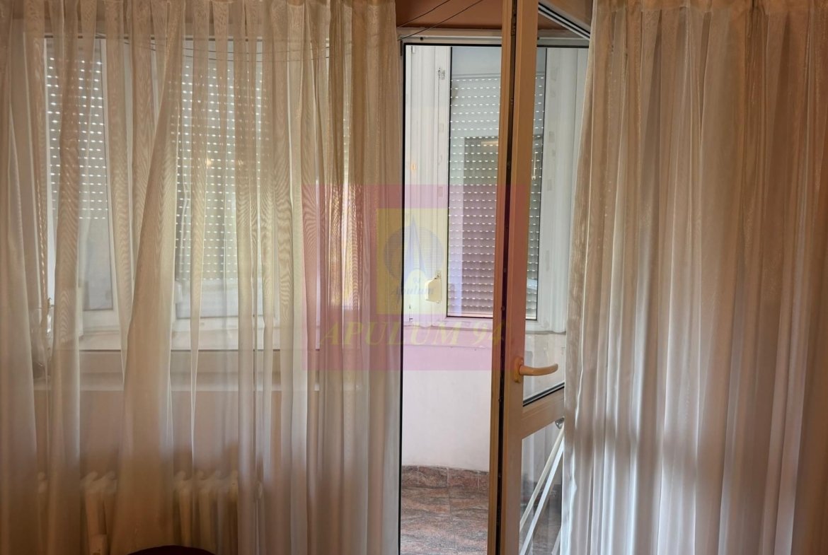 Apartament 3 camere Nerva  Traian- stradal.