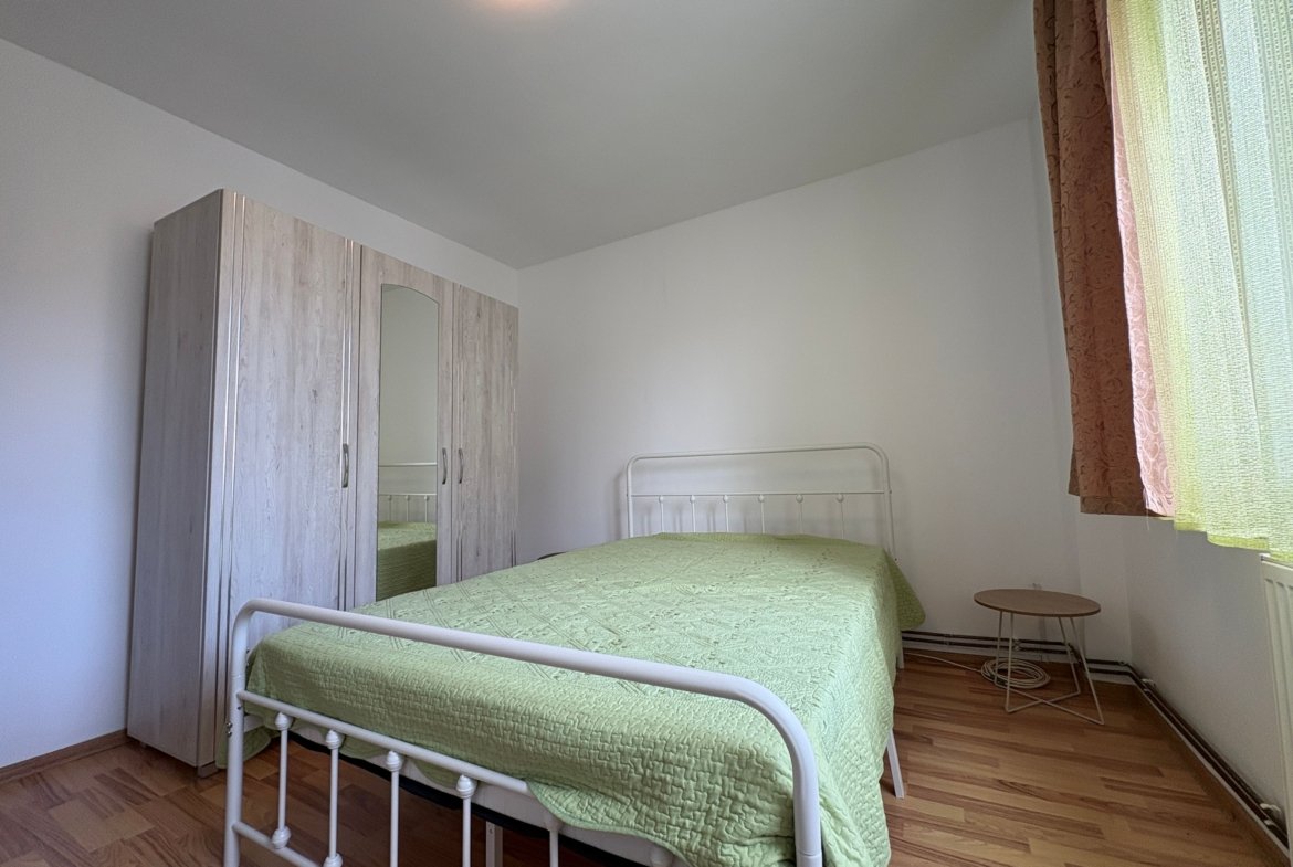 Apartament cu doua camere de inchiriat
