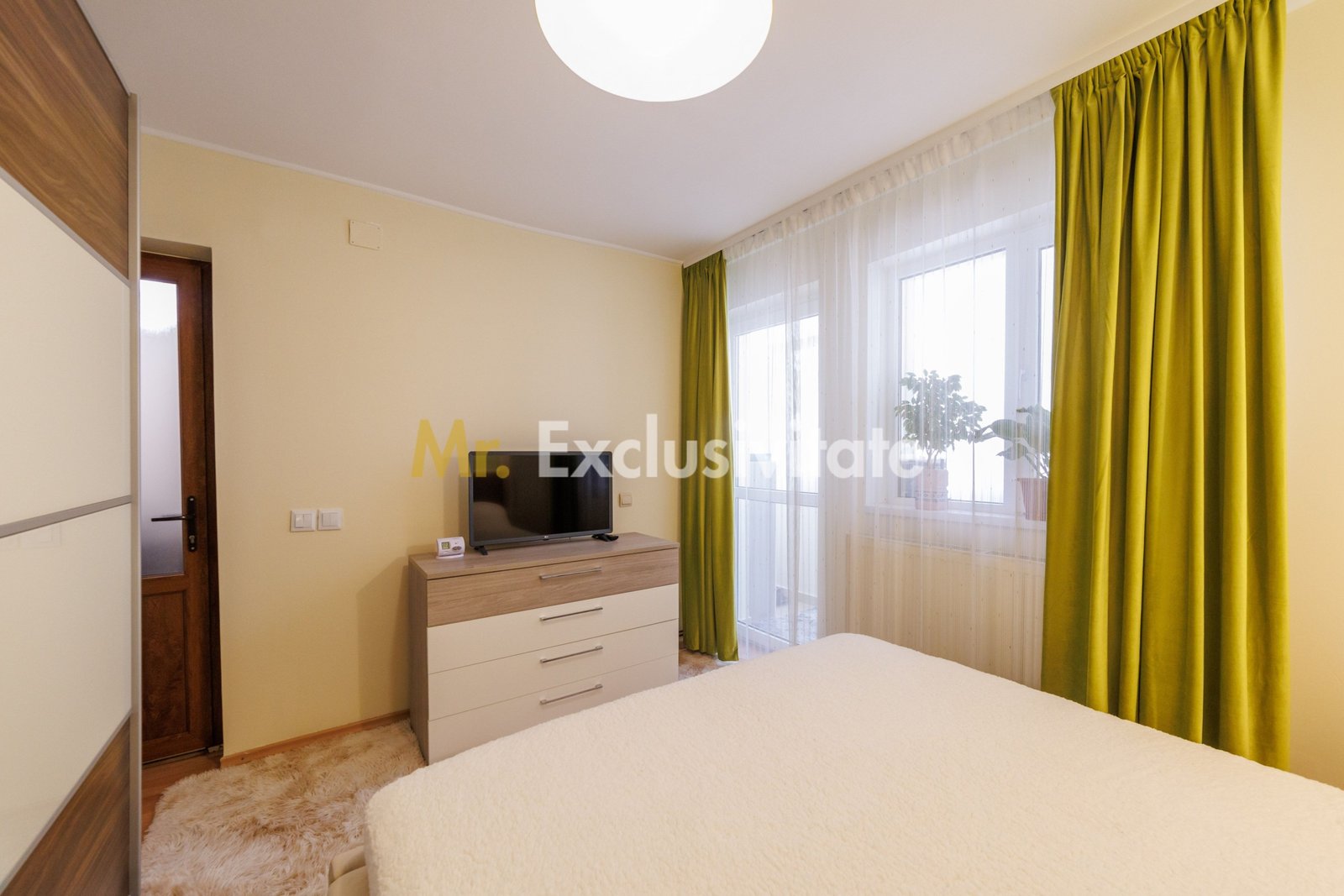 c6ffcd56c7964df4aab7f00c2f21db88 Apartament spațios 2 camere la 5 min de Pitești-Arges!