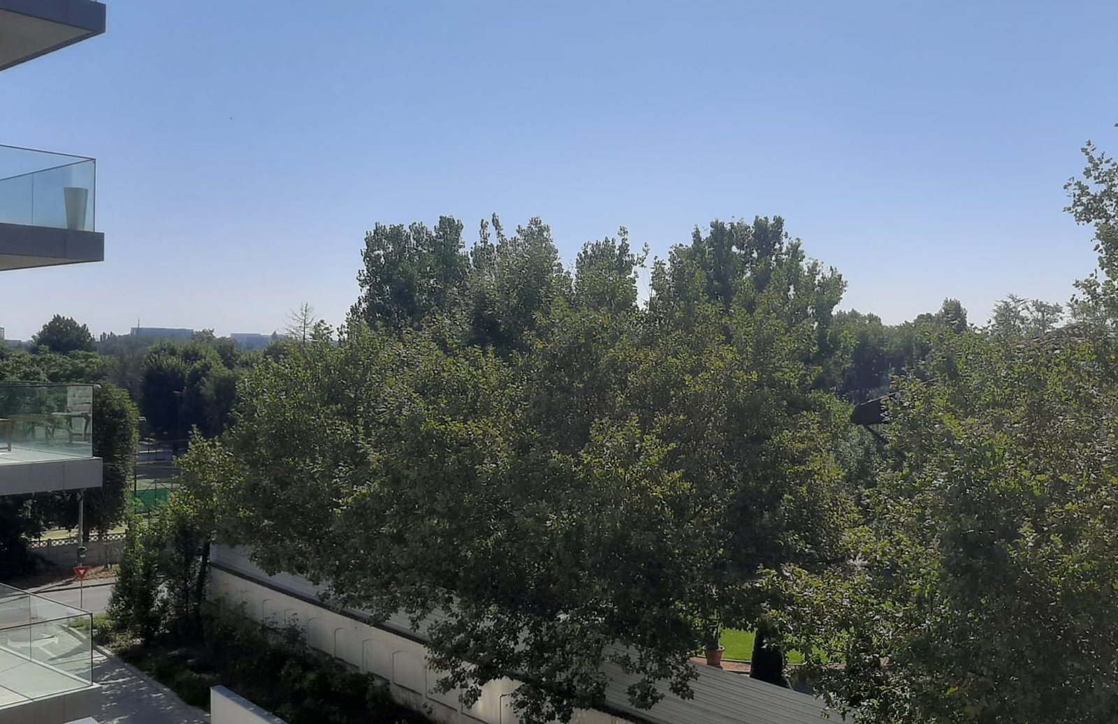 c72b2df7077845dda909e1842d082b51 Vanzare Apartament modern cu 2 camere etaj 3 langa Petrom City