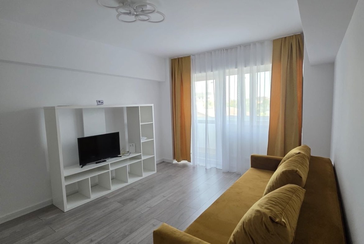 Apartament 3 camere de inchiriat