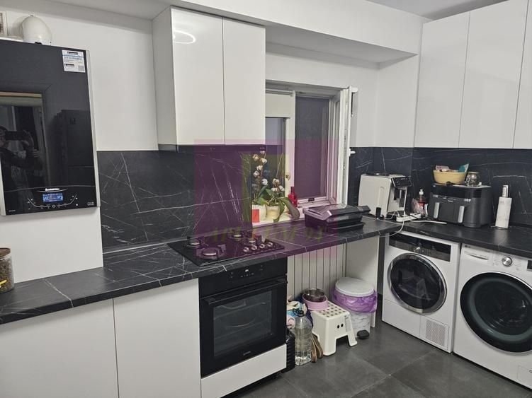 VANZARE APARTAMENT 3 CAMERE BD. DECEBAL