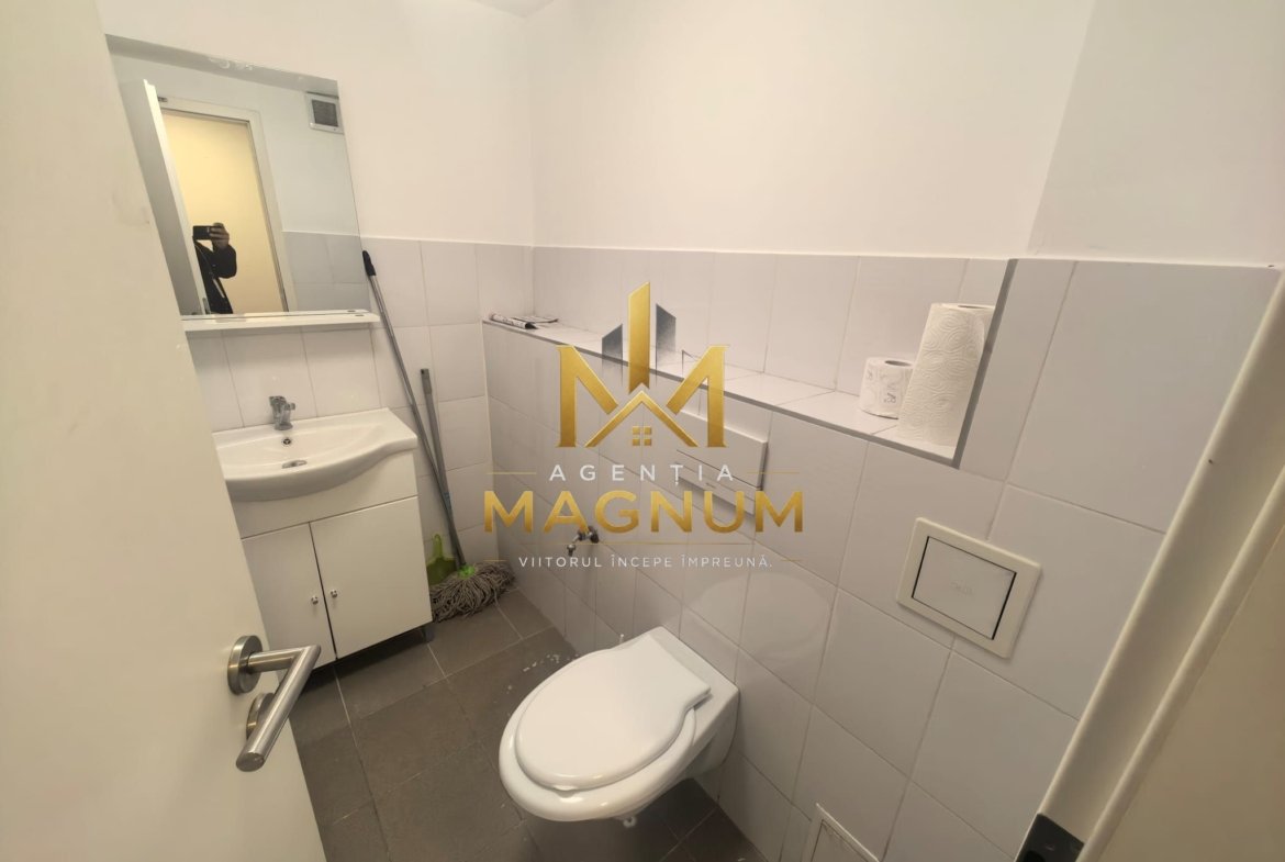 Spațiu comercial renovat, vitrină 10 m, bulevard principal, parter