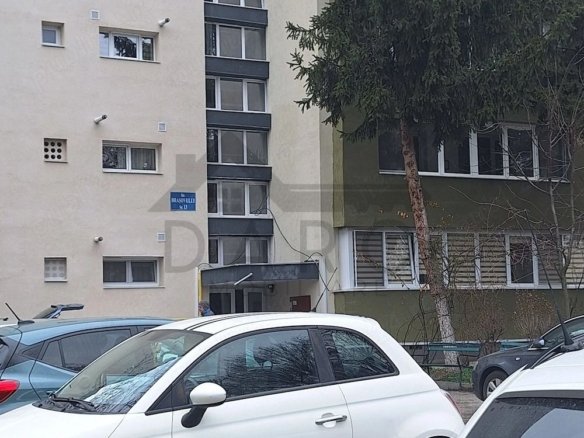 De vanzare apartament 2 camere in bloc reabilitat termic ( cartier Tudor )