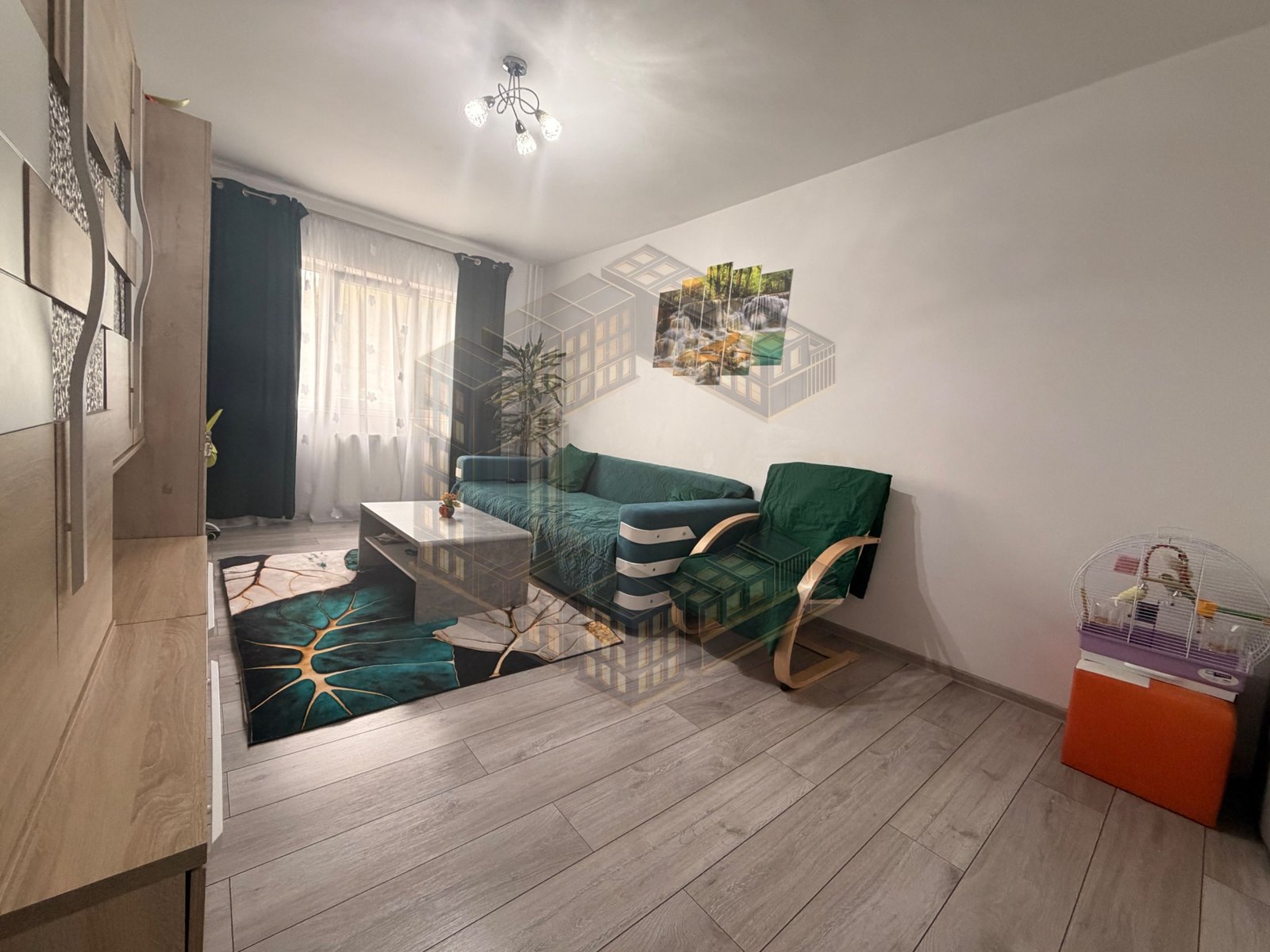 cabb867f2b82451ba7b6246600d4970e-1 Apartament cu 2 camere, decomandat, renovat,de vanzare, zona Lipovei