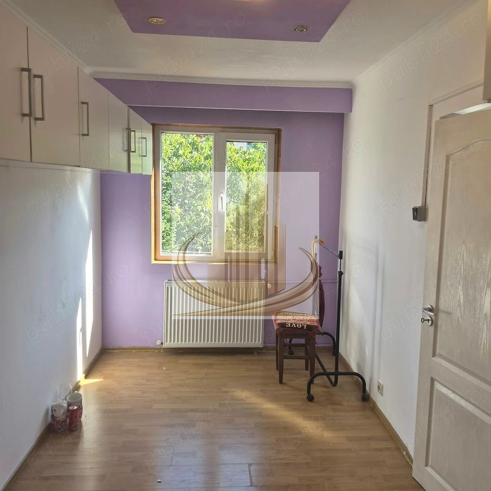 cbdd9287114a4ffd89d79b55be159f4e Apartament 3 camere, 40 mp utili, etaj 4/4, acoperiș, zona Șagului