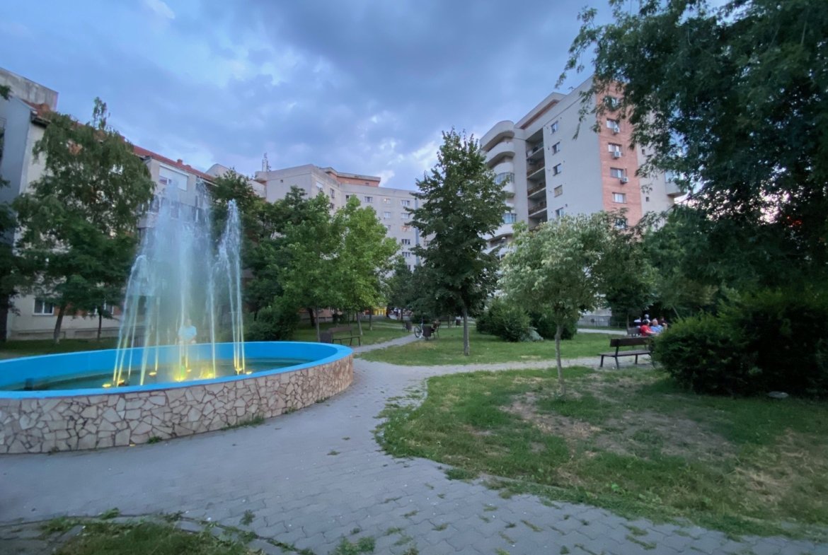 Apartament cu 2 camere zona City Mall