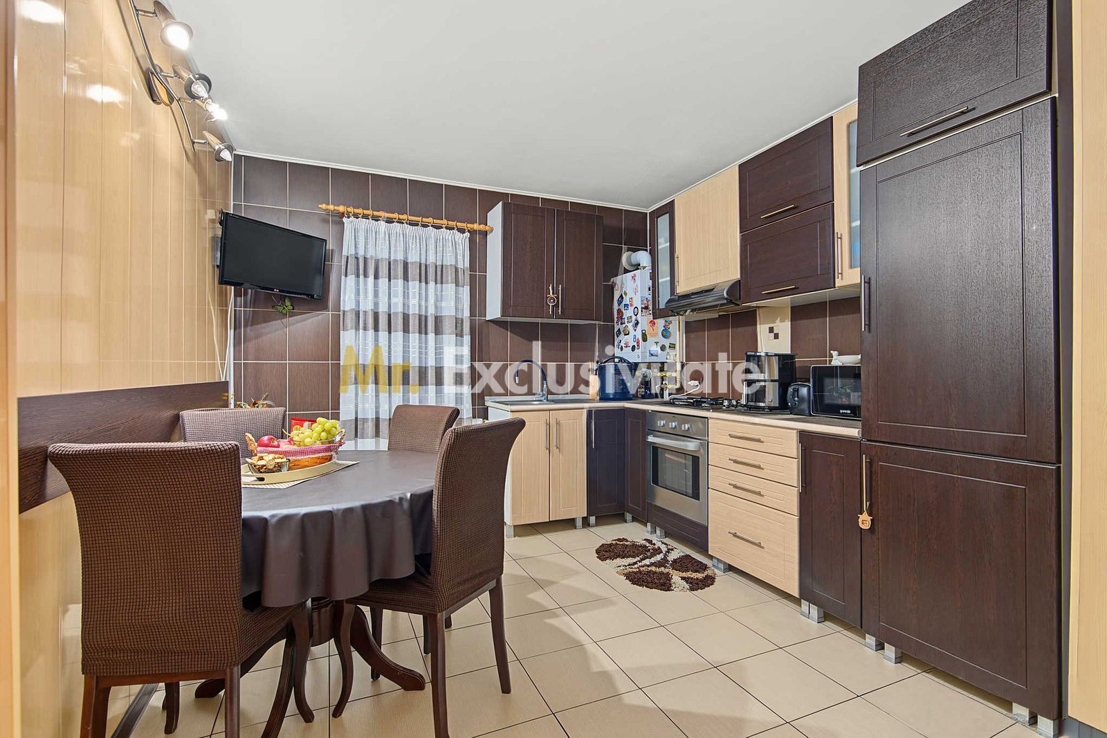 Apartament cu 2 camere de vânzare în Mioveni