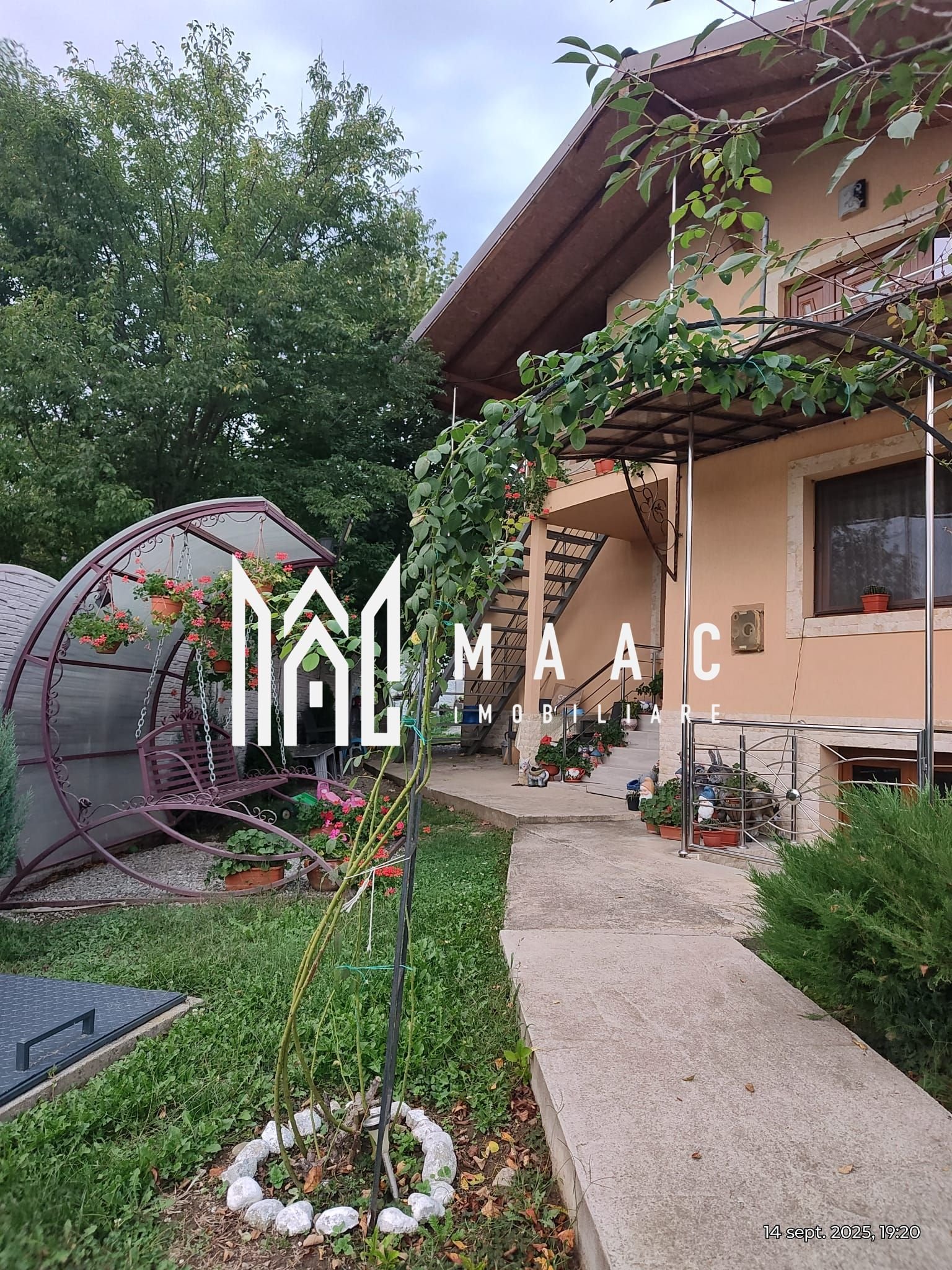 Casă 4 camere de vânzare | Dăești | 138 mp | teren 2.800 mp