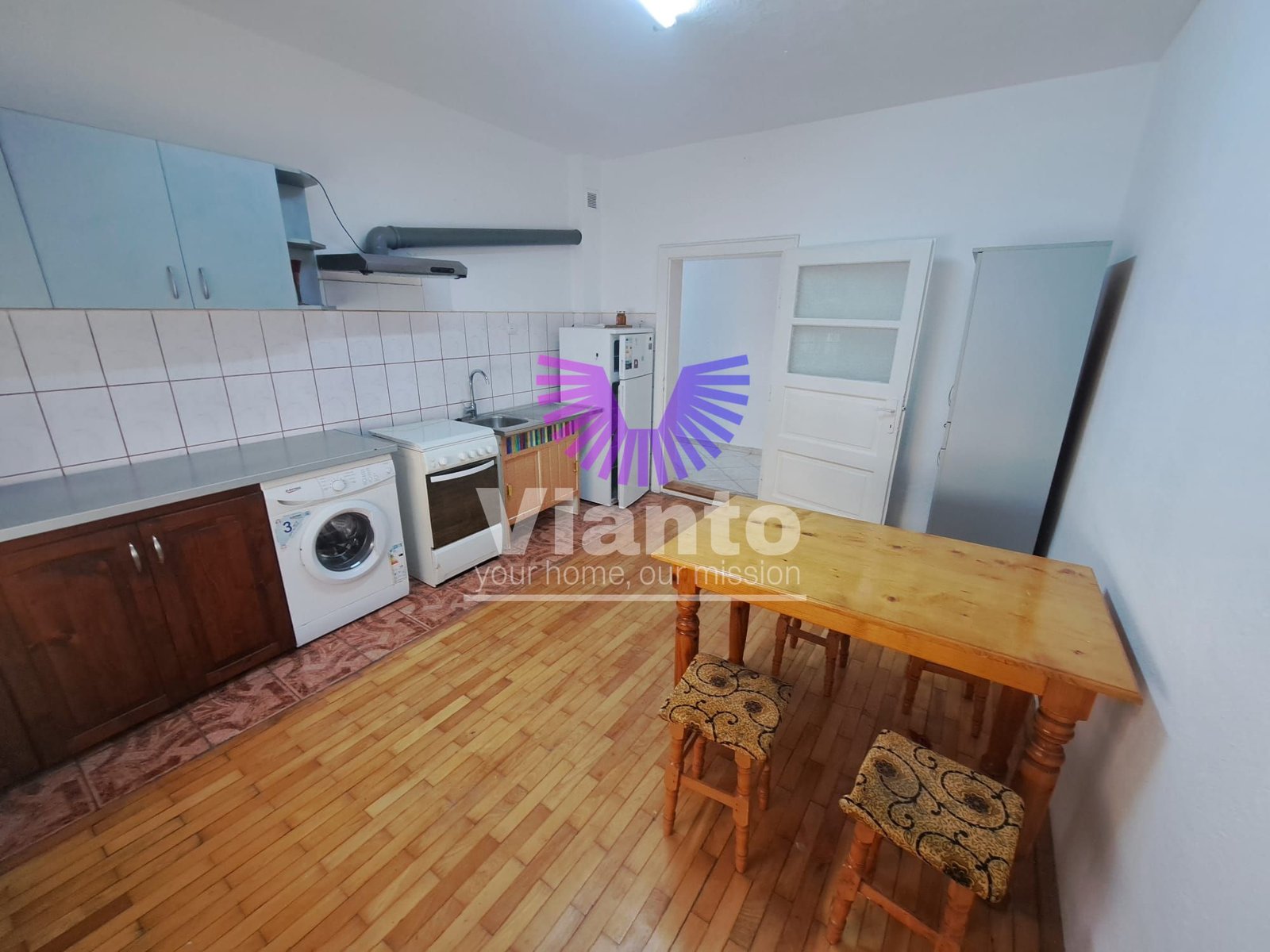 APARTAMENT  2 CAMERE LA CASA ,80 MPU- CALEA POPLACII