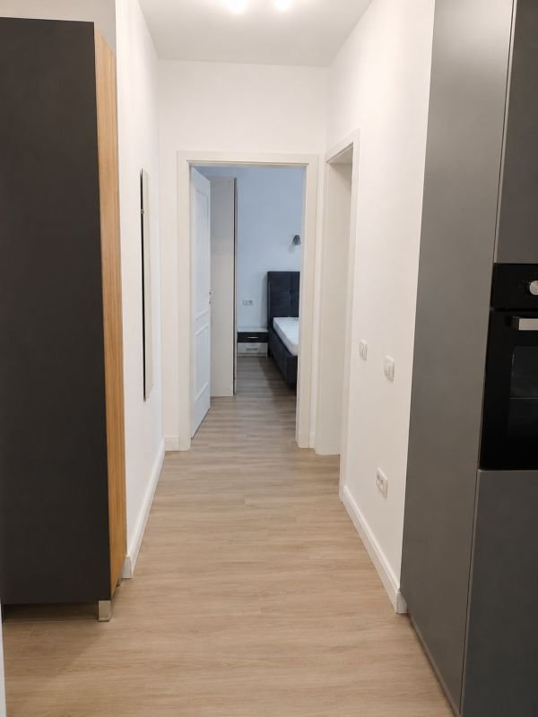 d1704125d4514af68e6fd8e9c01c794a Apartament modern cu 2 camere decomandate, situat în Dumbrăvița