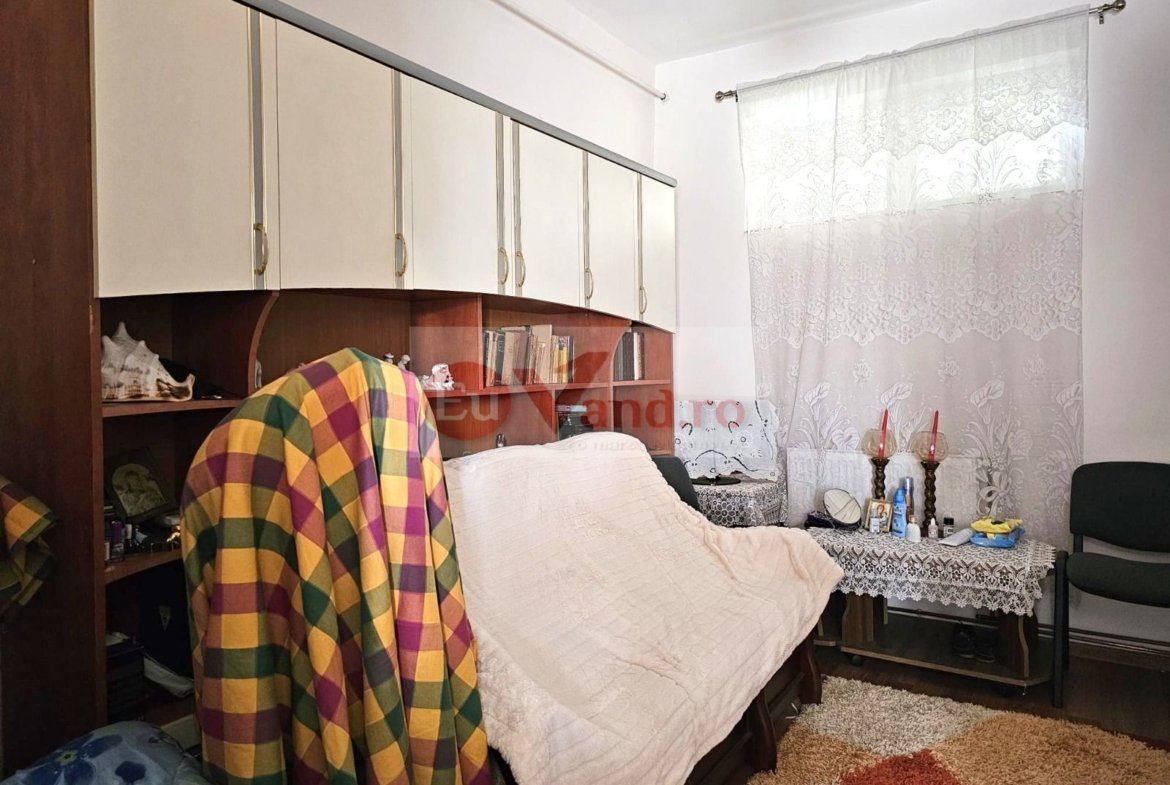De vanzare casa zona Domneasca – Vultur, 98.000 euro