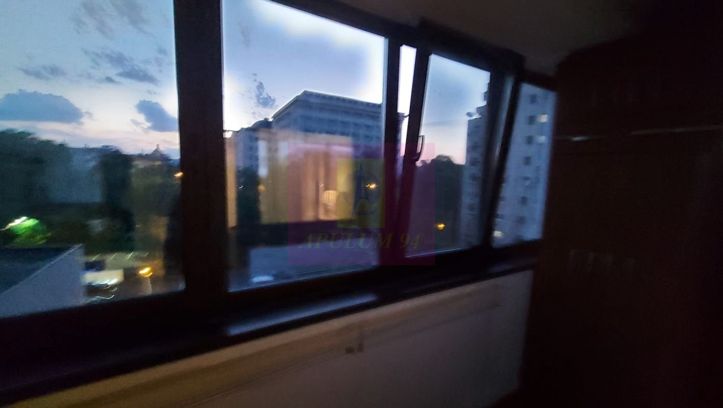 Vand apartament 3 camere Bd Libertatii