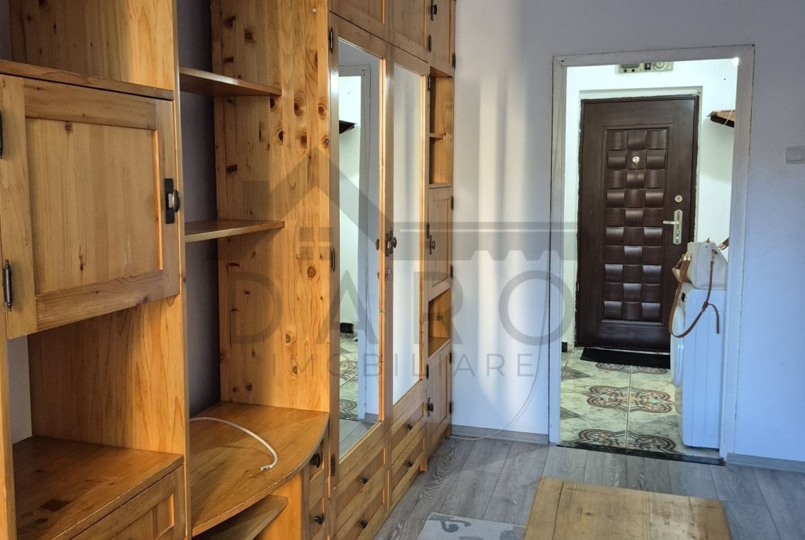 Închiriem  garsoniera lângă UMFST
