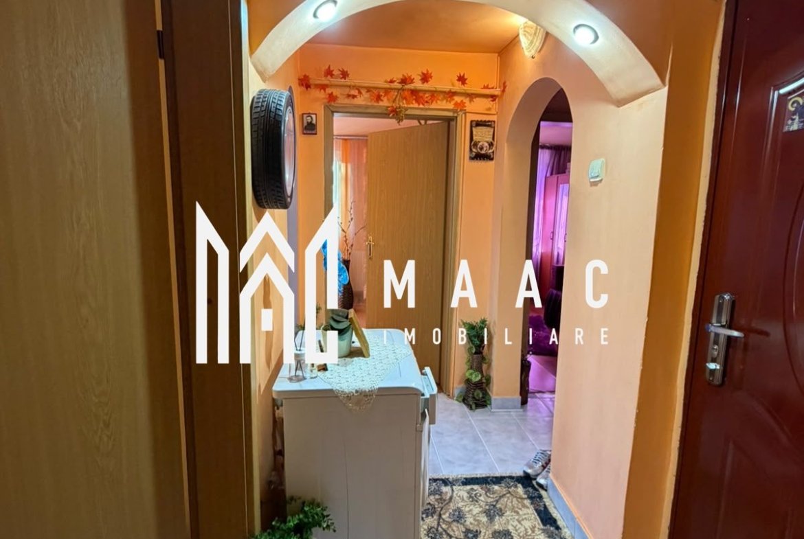 Apartament 2 camere de vânzare | Băbeni, Central | renovat