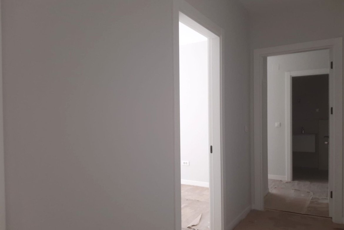 APARTAMENT PREMIUM CU 5 CAMERE ȘI GRĂDINĂ PRIVATĂ DE 160 MP