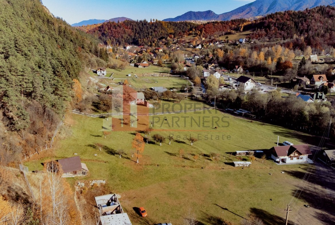 Teren 15.941 mp Moieciu | parcelabil | aproape de Castelul Bran