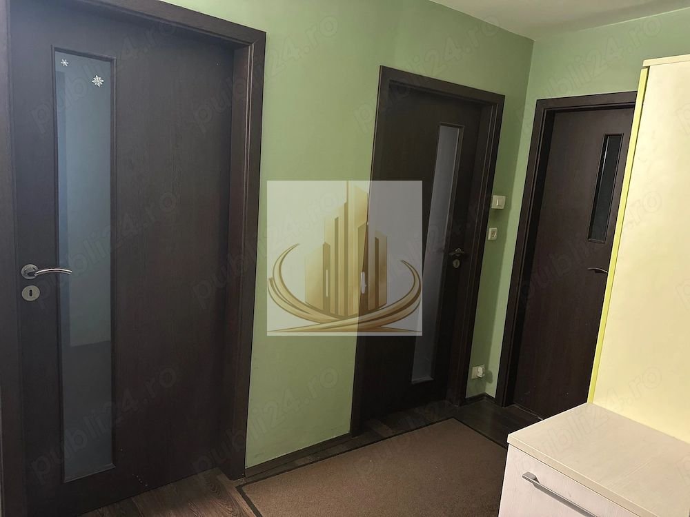 Apartament cu 3 camere, 2 băi și vedere spre parc – Zona Lunei