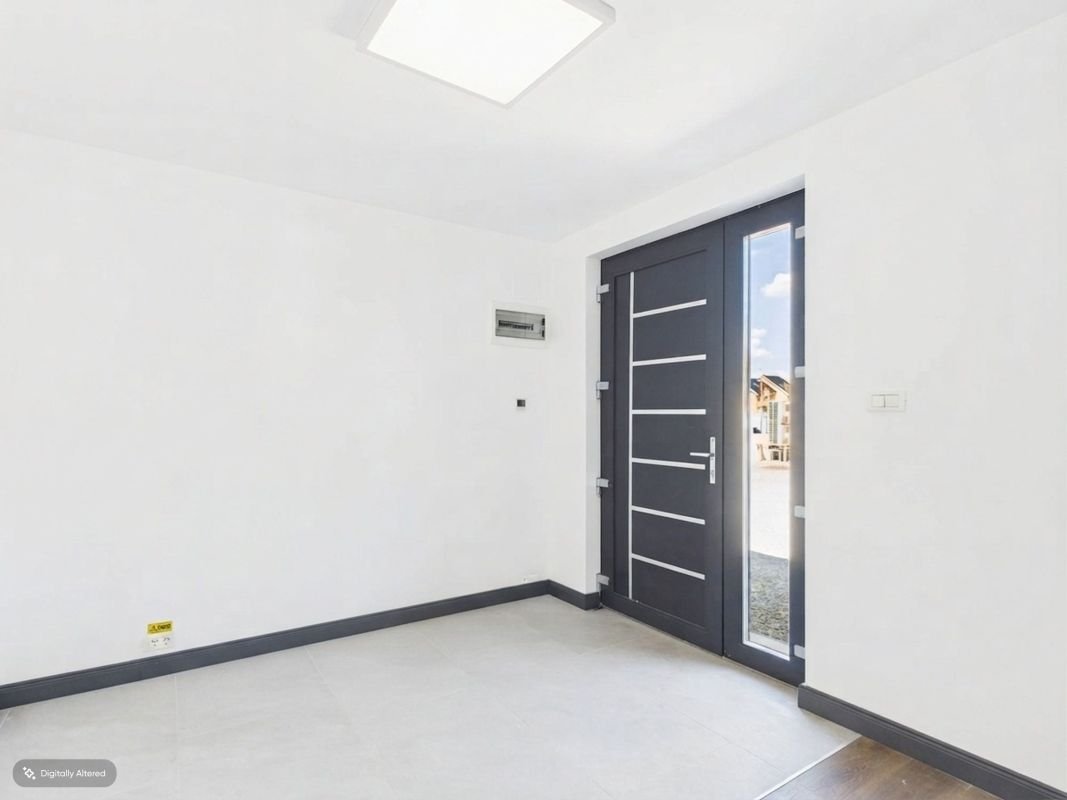 d70d750d7b184be6ad03d536c80f1b55 Birou 32 mp Oradea, parcare, acces centură