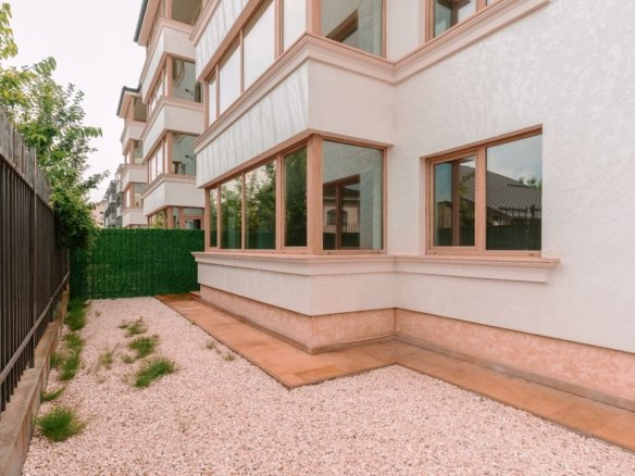 Titan- Bloc boutigue- apartament 3 camere cu curte