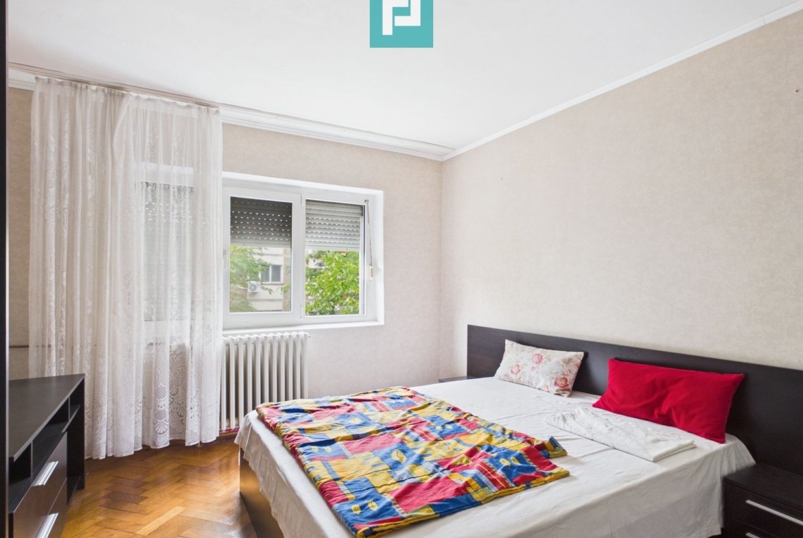 Apartament 3 camere, 63 mp, Decebal ,Oradea