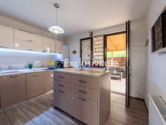 Casa cu 5 camere Stefanesti, Aleea Viilor, AG