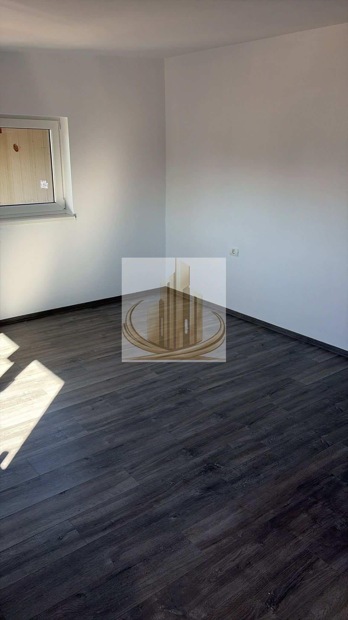 d83503e182b74eadb8585a70f7fd220b Hală de închiriat Săcălaz,1.000 mp utili, 3 birouri, Acces tir