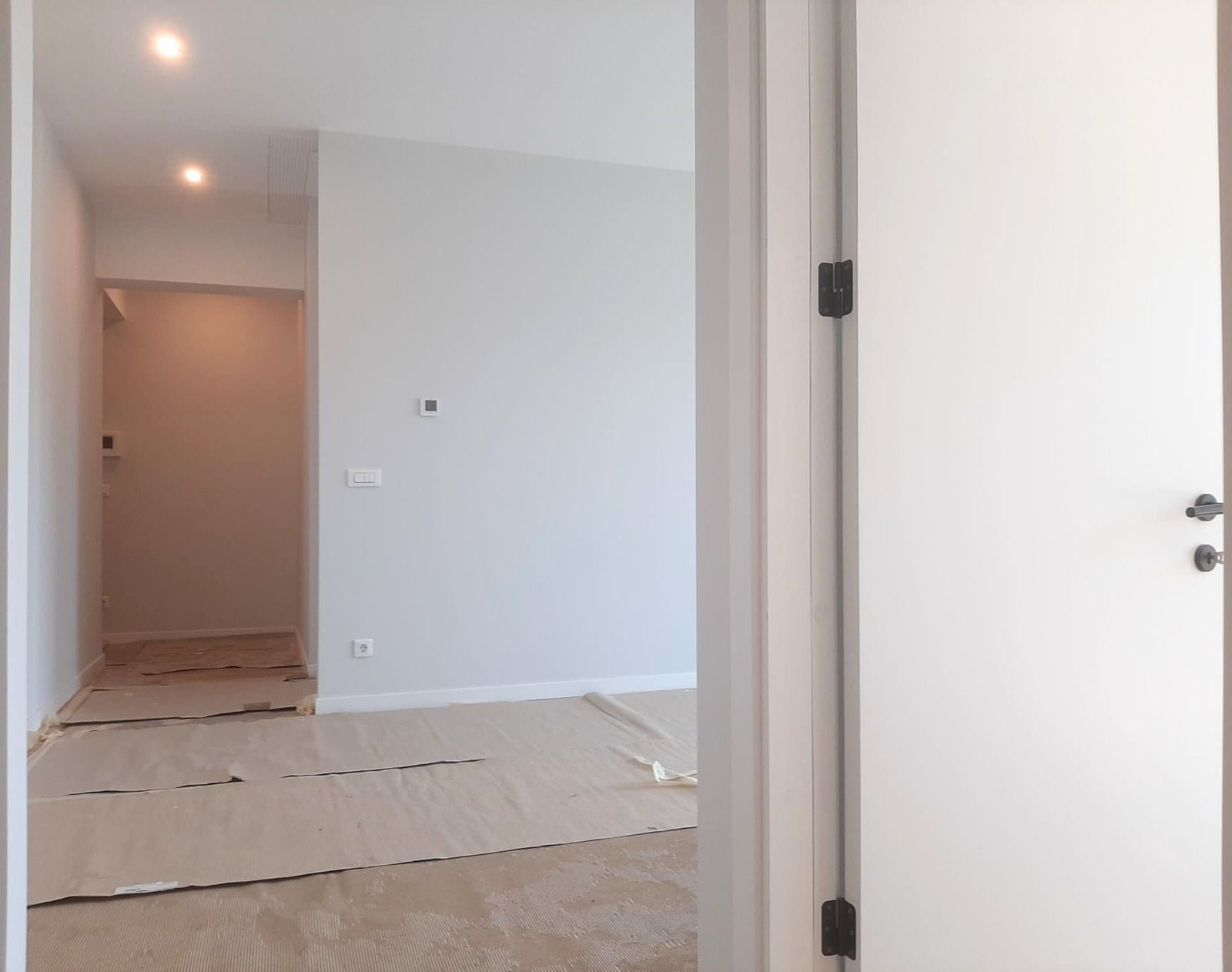 d8996edf84b242228e418d425e2c7144 Vanzare Apartament modern cu 2 camere etaj 3 langa Petrom City