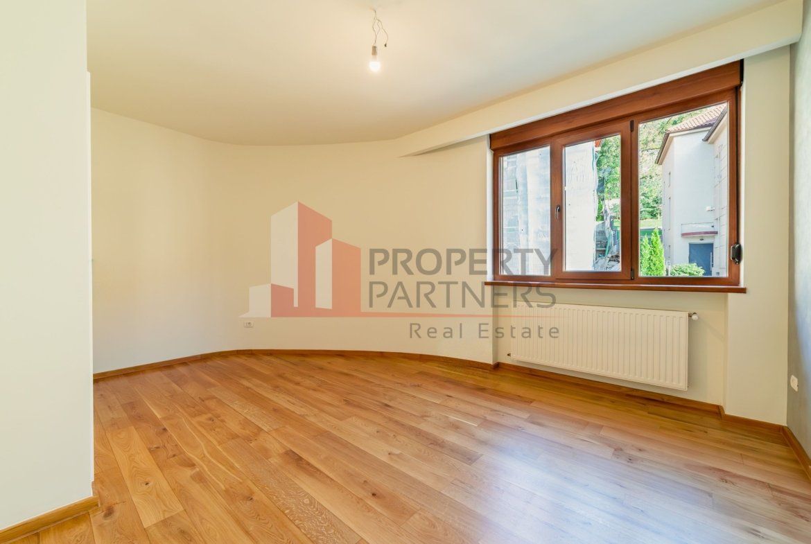 Apartament Duplex Elegant cu Terasă Panoramică – Dealul Cetății, Brașov