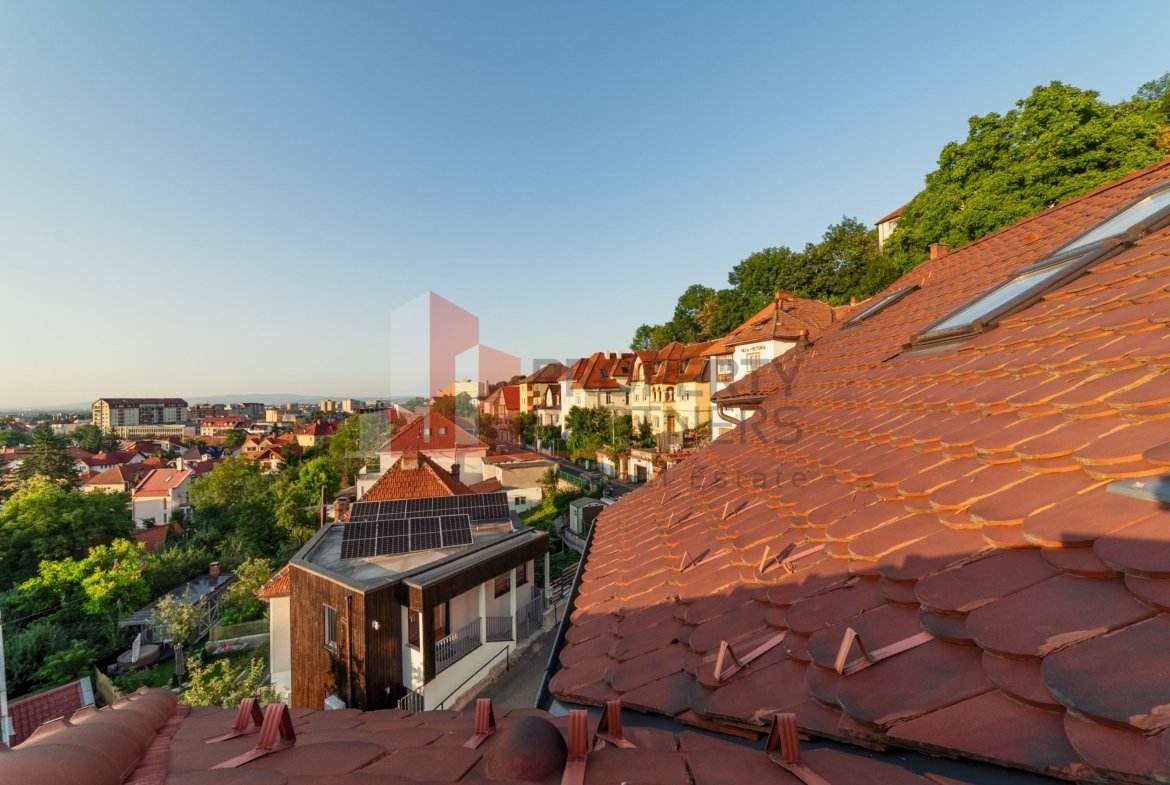 Apartament Duplex Elegant cu Terasă Panoramică – Dealul Cetății, Brașov