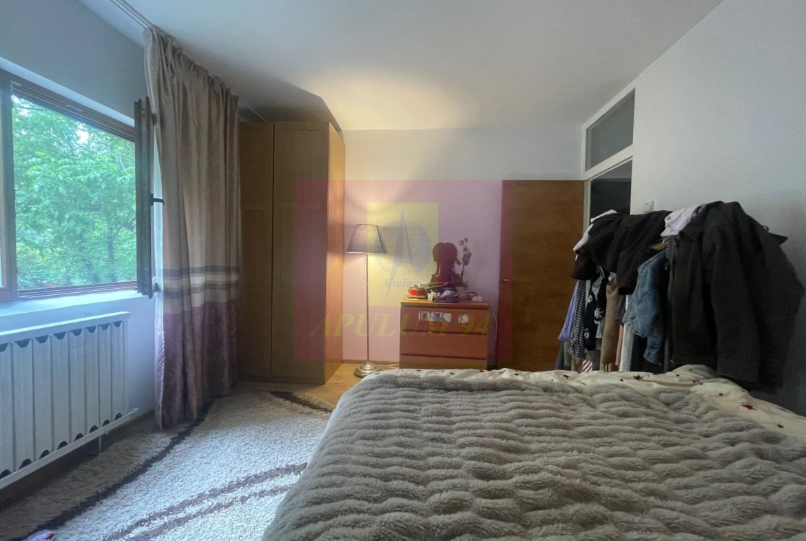 Apartament 4 camere 13 Septembrie,15 min pe jos metrou