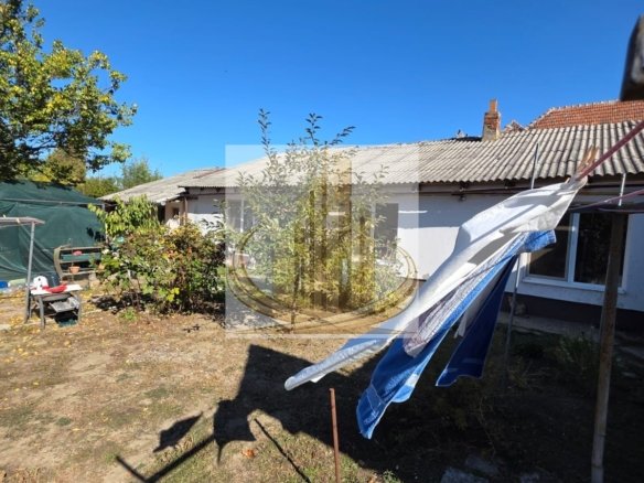 Casa de vânzare 4 camere 409mp Ronat