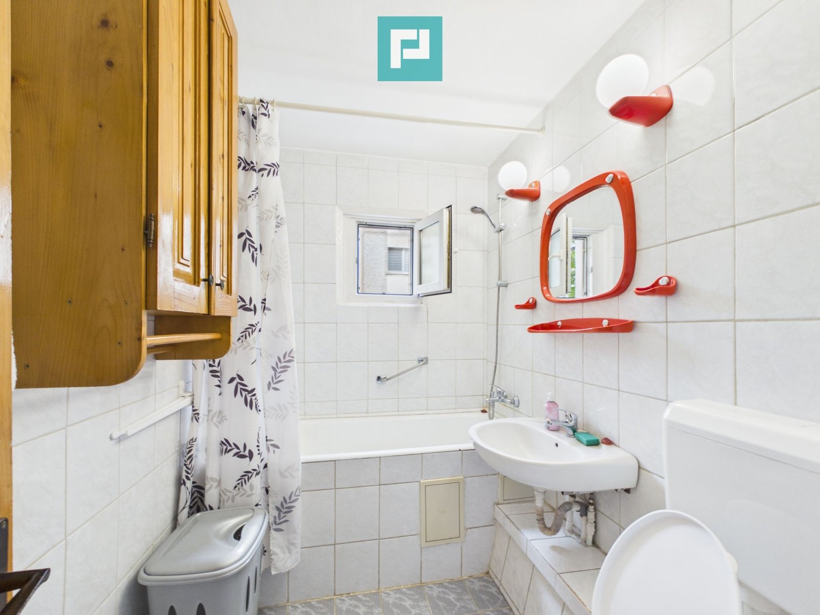 Apartament 3 camere, 63 mp, Decebal ,Oradea