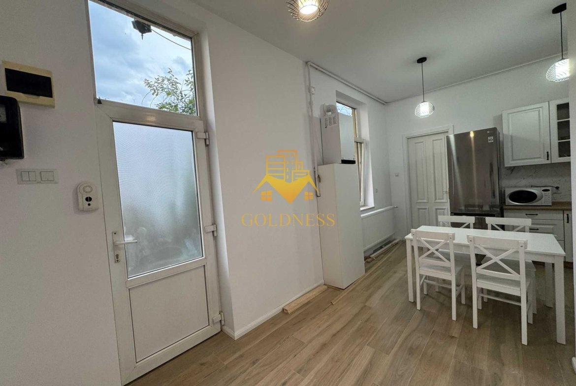 3 camere, UltraCentral, UBB, Barițiu, Mihai Viteazu, Parcare, Horea