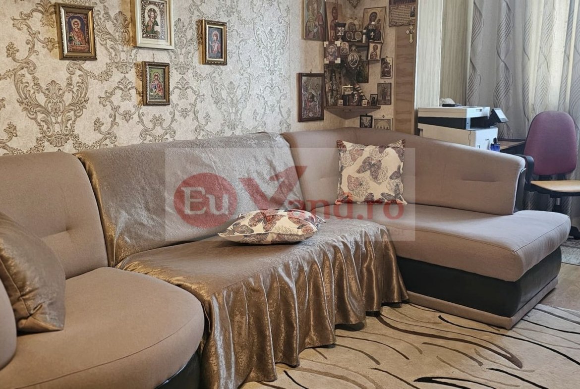 Apartament 2 camere de vanzare, IC Frimu, 57 mp, 2 balcoane, etaj 3/4