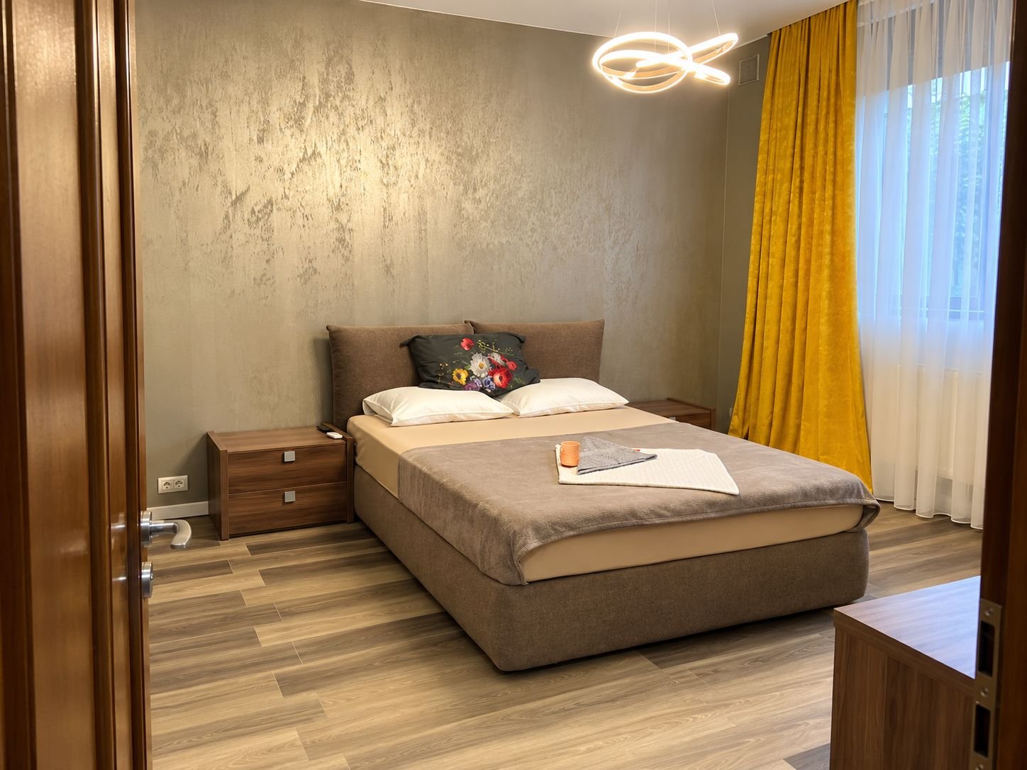 e1b0a23cf6484bc0aff656c1e7370cd9 Apartament 3 camere | 77 mp | Intrare separată | Zona Lipovei – Iulius