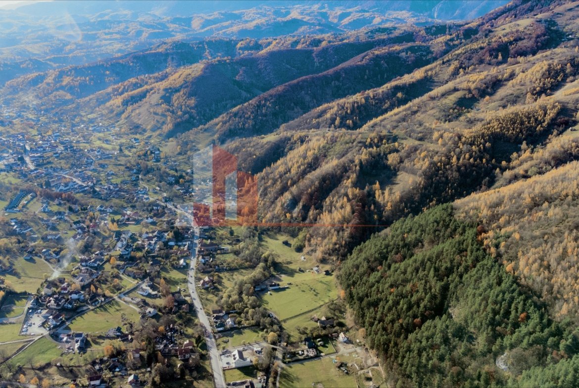 Teren 15.941 mp Moieciu | parcelabil | aproape de Castelul Bran