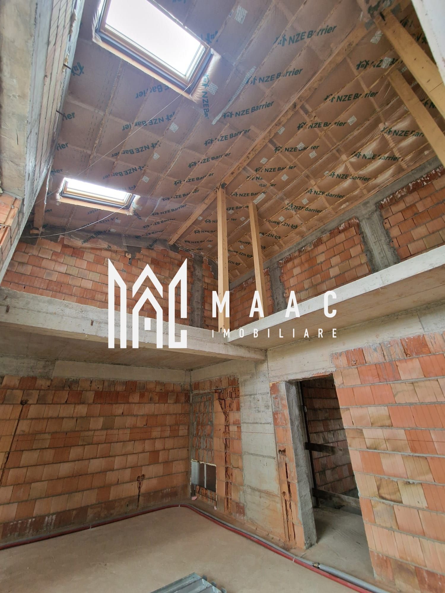e2cd81c78c7744bf8d43a1e4b7f13205 Duplex 4 camere de vânzare | Sibiu | DaVinci Homes