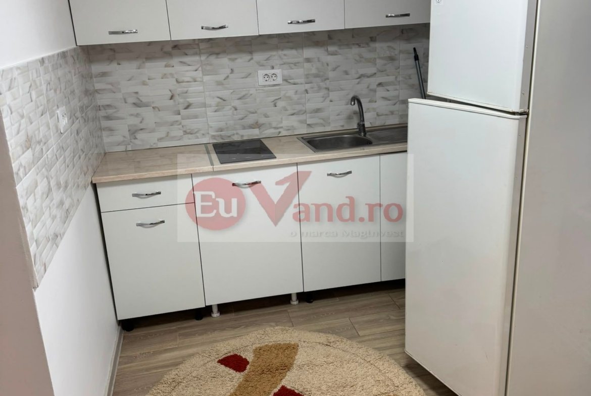 De inchiriat apartament o camera la curte, Zona General, 260 euro negoc.