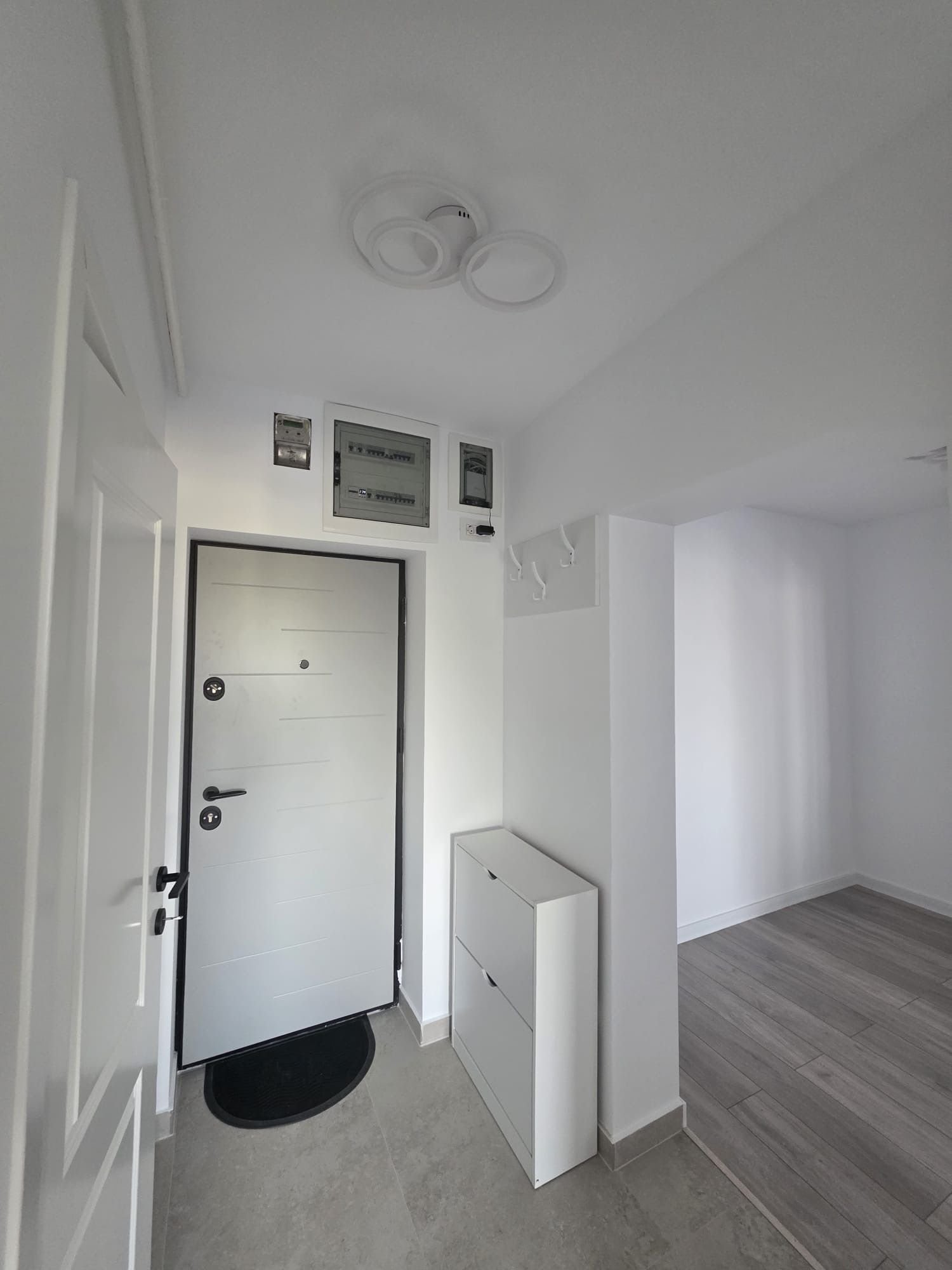 Apartament 3 camere de inchiriat