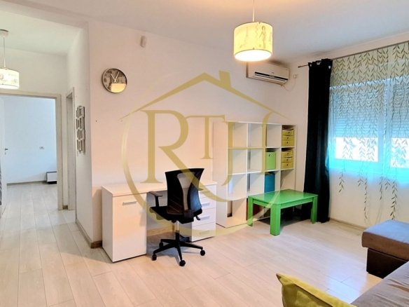 Apartament de inchiriat, 2 camere, Giroc zona centrala, langa Scoala
