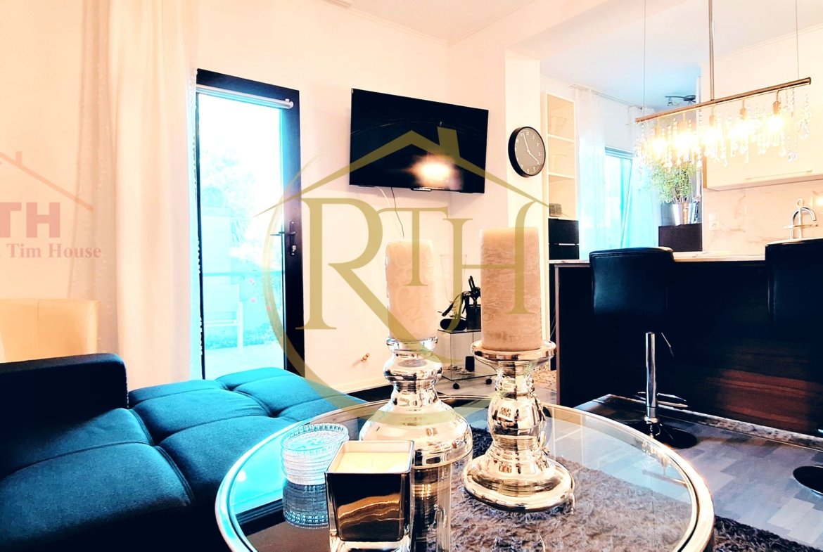 Oferim spre vanzare, proprietate deosebita, 7 camere, zona Modern