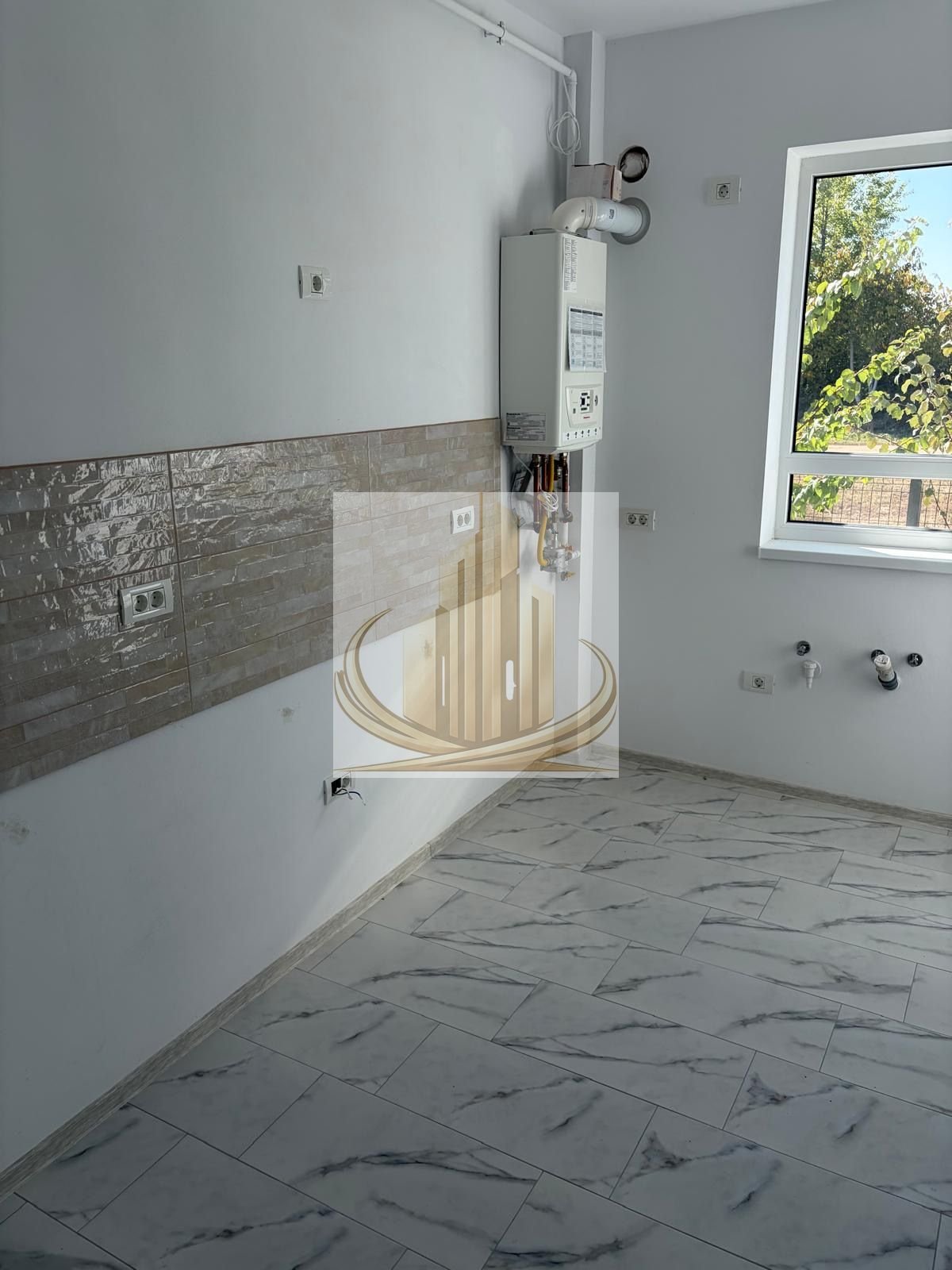 e683e822bf394c4d98e52285c2a55f8e Apartament tip SAD de vânzare –locație excelentă!