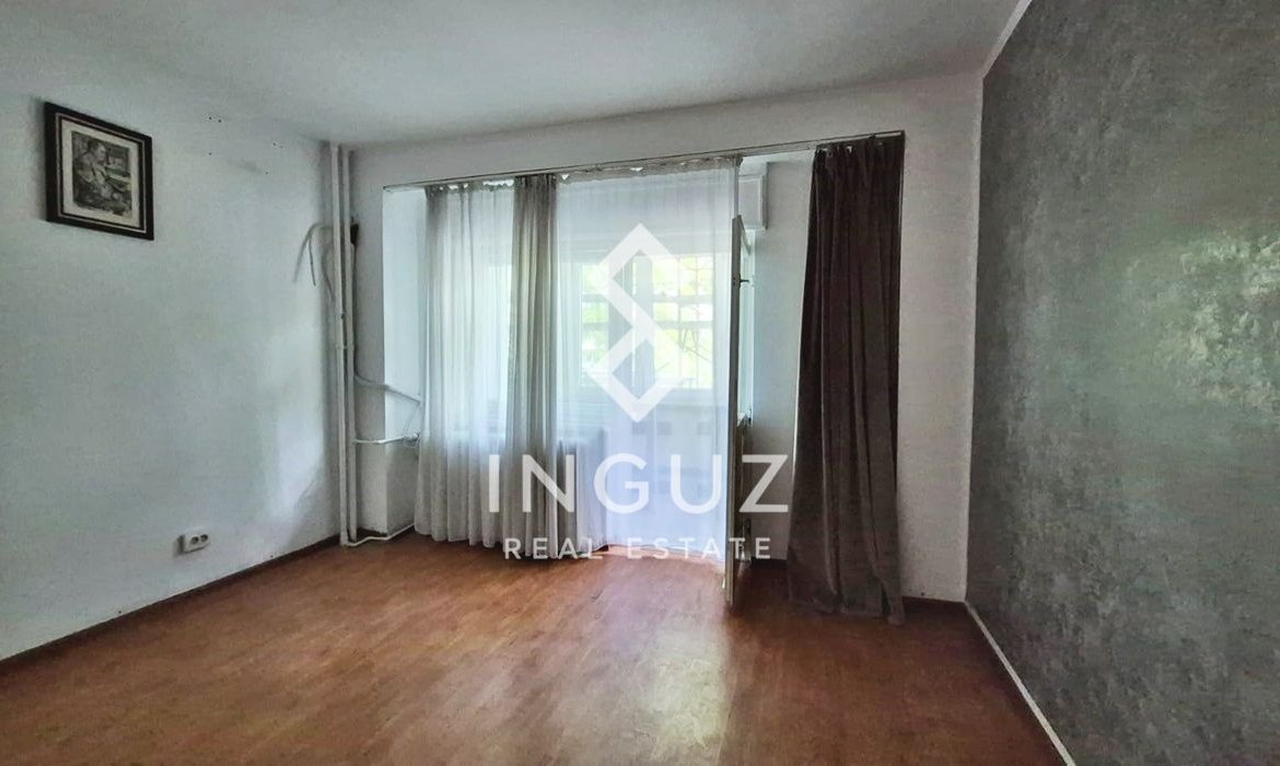 Apartment for Rent – 3 Rooms | Decebal Boulevard | Spacious | Prime Lo