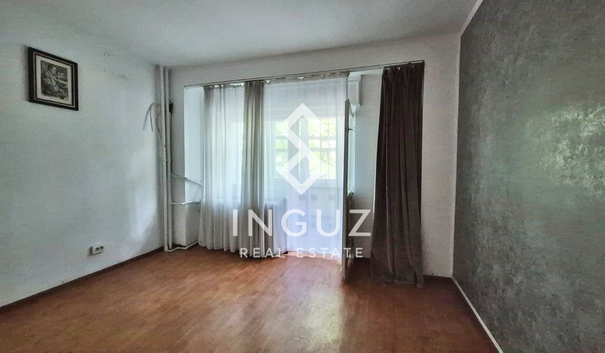 e7cfc03c92a040d3a21b84609e6d1090 Apartment for Rent – 3 Rooms | Decebal Boulevard | Spacious | Prime Lo